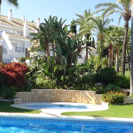 Apartment Fuer 4 Personen Und 1 Kind In Andalusien By Interhome *