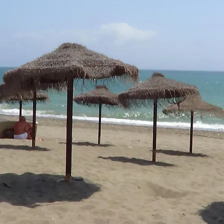 Fuer 4 Personen Und 1 Kind In Andalusien By Interhome