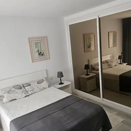 Apartment Fuer 4 Personen Und 1 Kind In Andalusien By Interhome