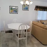 Fuer 4 Personen Und 1 Kind In Andalusien By Interhome *