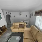 Fuer 4 Personen Und 1 Kind In Andalusien By Interhome Daire