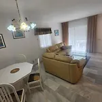 Fuer 4 Personen Und 1 Kind In Andalusien By Interhome