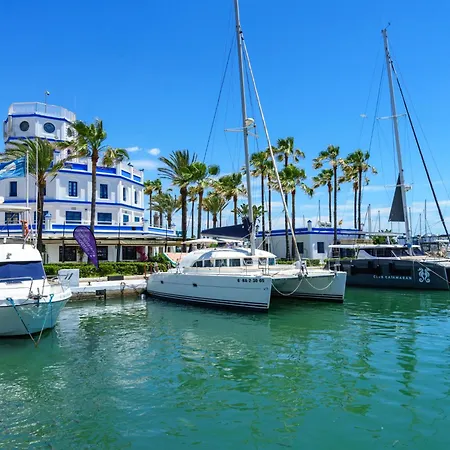 Appartement Fuer 4 Personen Und 1 Kind In Andalusien By Interhome Estepona