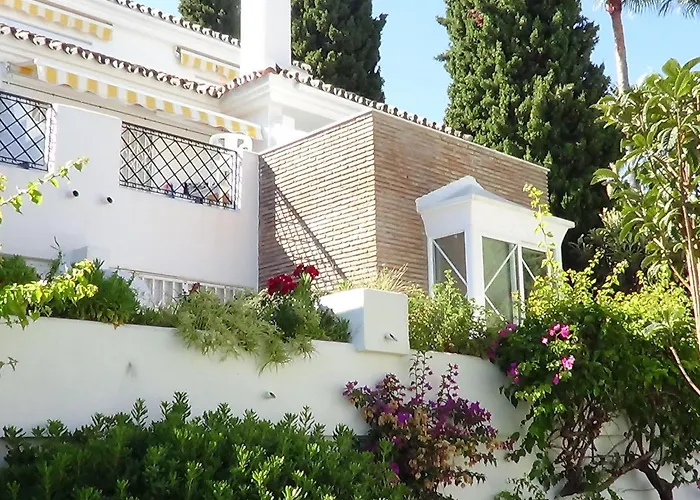 Fuer 4 Personen Und 1 Kind In Andalusien By Interhome *