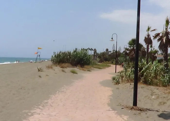 شقة Fuer 4 Personen Und 1 Kind In Andalusien By Interhome إِستيبونا