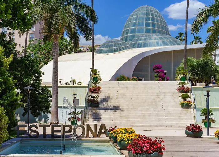 Fuer 4 Personen Und 1 Kind In Andalusien By Interhome إِستيبونا