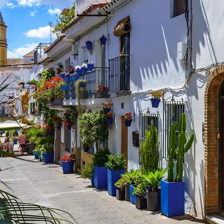 Fuer 4 Personen Und 1 Kind In Andalusien By Interhome *