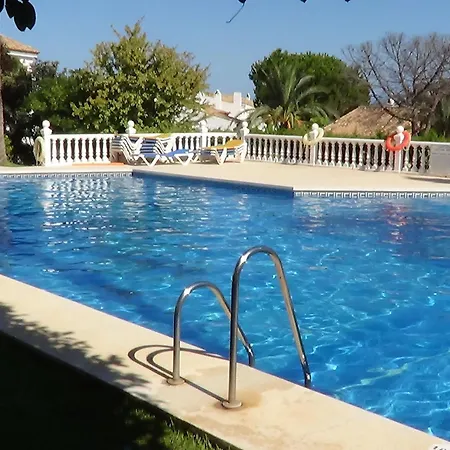 Fuer 4 Personen Und 1 Kind In Andalusien By Interhome Estepona